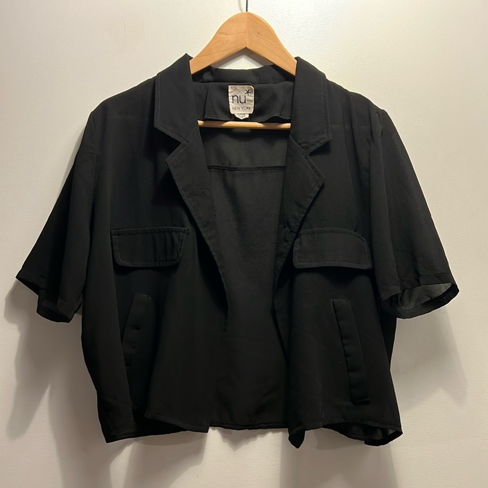 Cropped collar NU top OS